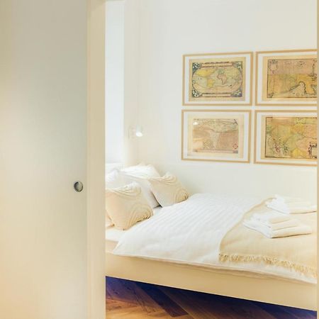 Stylish Apartment In Historical Center Laibach Exterior foto