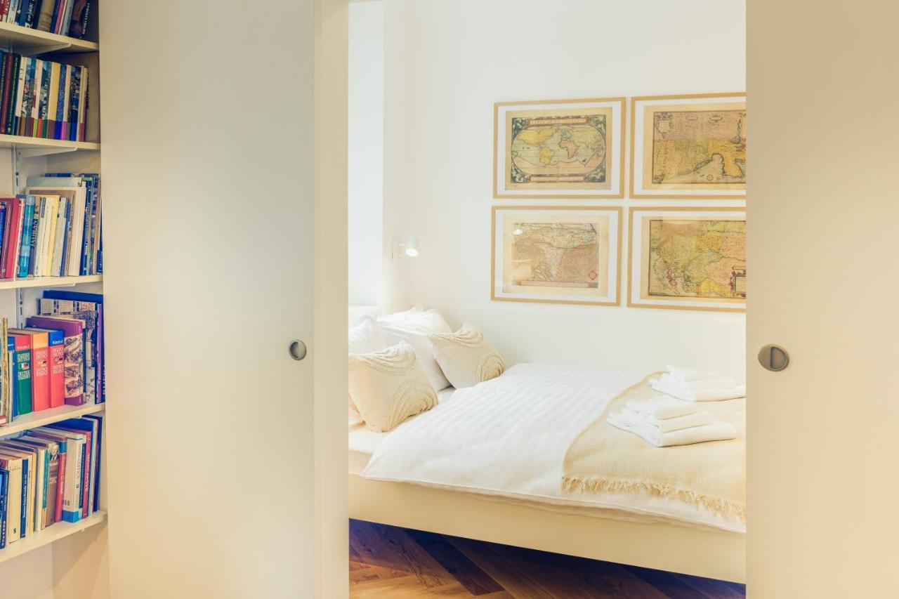 Stylish Apartment In Historical Center Laibach Exterior foto