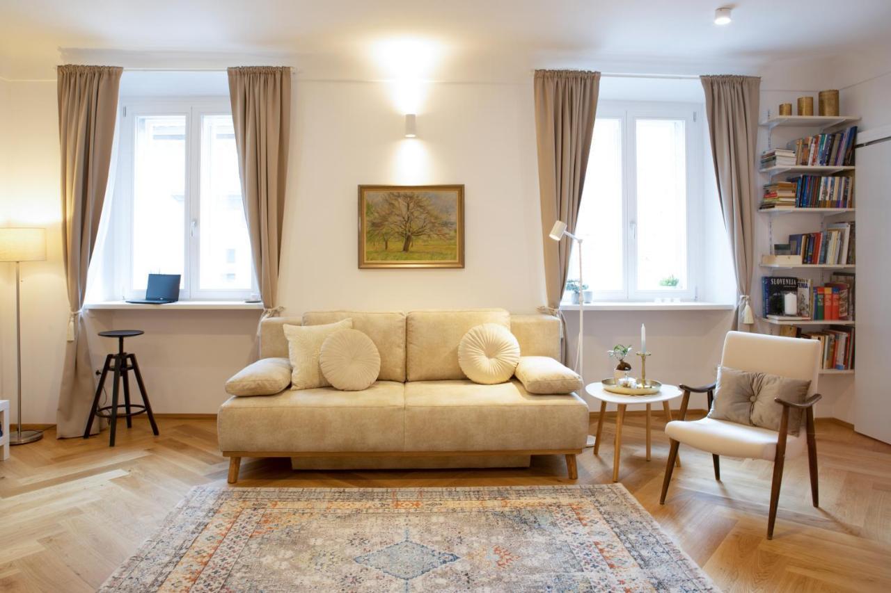 Stylish Apartment In Historical Center Laibach Exterior foto